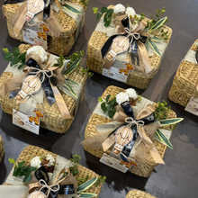 Load image into Gallery viewer, ULTIMATE BABY SHOWER GIFT HAMPER - Glo Mama